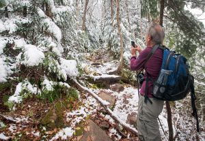 CW550--Stephen-photographing-entering-the-snow-area-of-Ranger-Trail-on-Smarts-Pan-(5).jpg