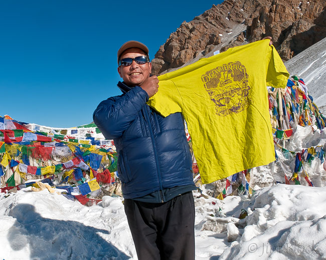 NPL-37092-Chhongba-with-Edgewater-Farm-shirt-at-Thorung-La