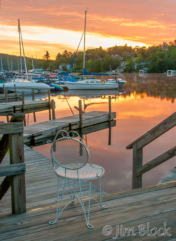 DR512E-Chair-in-the-Harbor