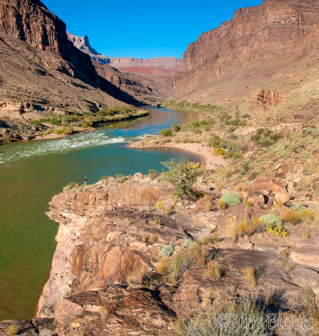 DT458--Stephen-at-Escalante-Camp--Pan-(2)