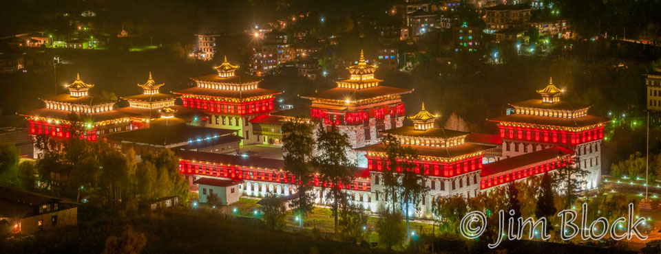 BHU-12001-Thimphu-Trashi-Chhoe-Dzong-at-night