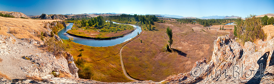 DG084--Oxbow-of-Gallatin-River--Pan-(18)