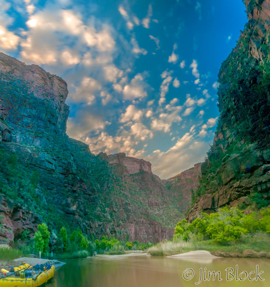 ED668E,G--Rippling-Brook-1-Camp-in-the-evening----Pan-(2)