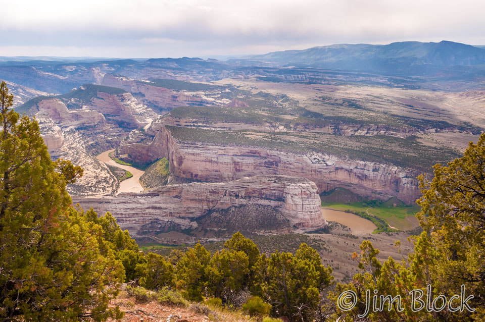 EE142-Steamboat-Rock-from-Harpers-Corner