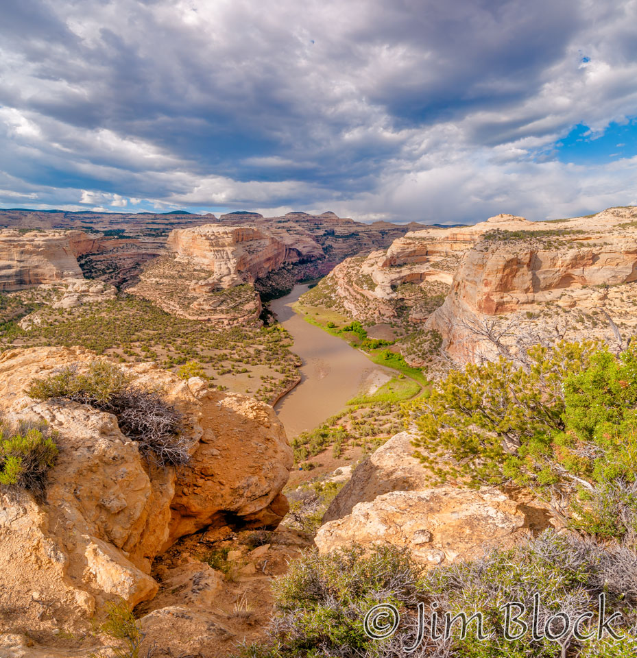 EE490--View-upstream-from-Wagon-Wheel-Point---crop