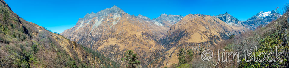 BHU-10224-Mountians-across-the-valley-to-the-west---Pan-(5)