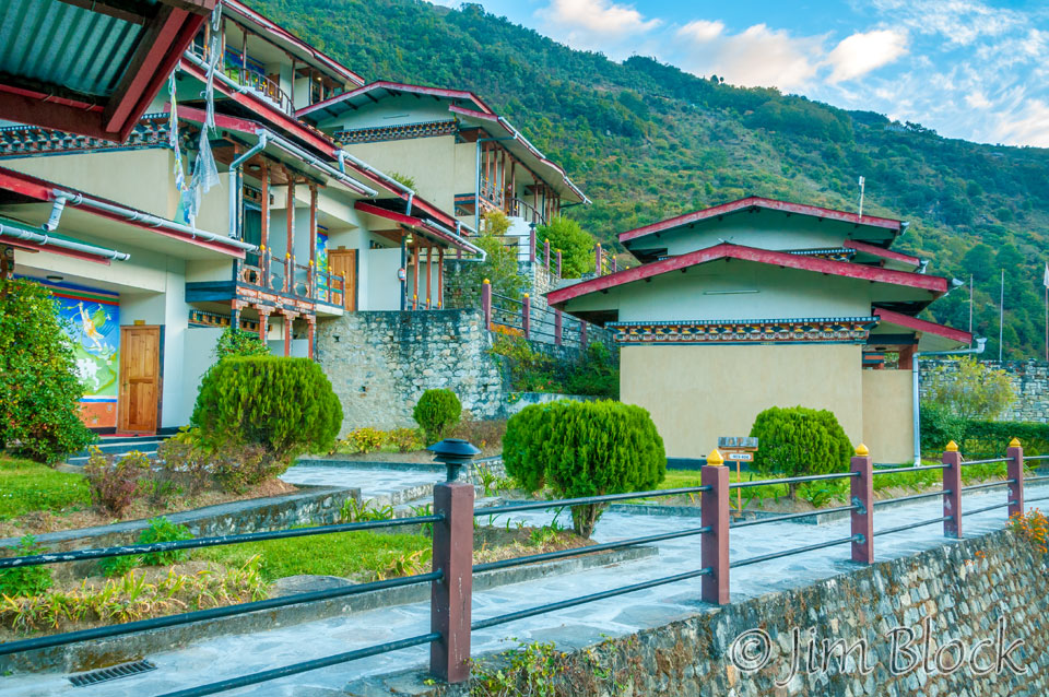 BHU-5861-Dirty-wash-or-prayer-flags