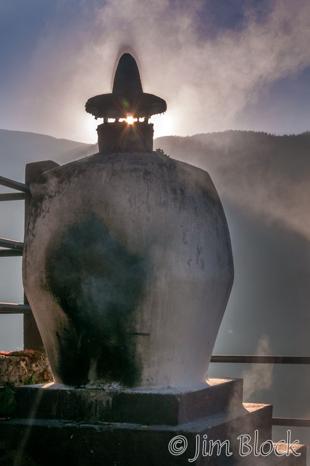 BHU-5911A-Shadow-of-the-urn