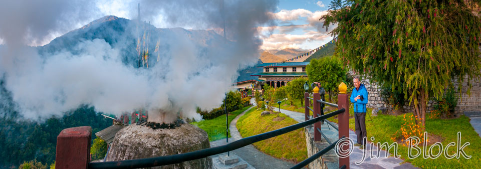 BHU-5912--Watching-the-Incense-Burn---Pan-(5)