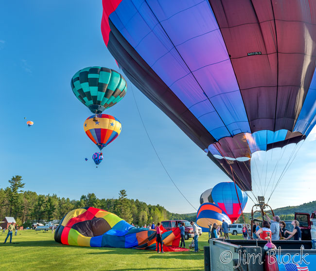 EI100--Balloons-Launching---Pan-(2)